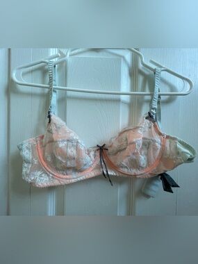 Heidi Klum Intimates Peach Lace Underwire Bra with Contrast Bows